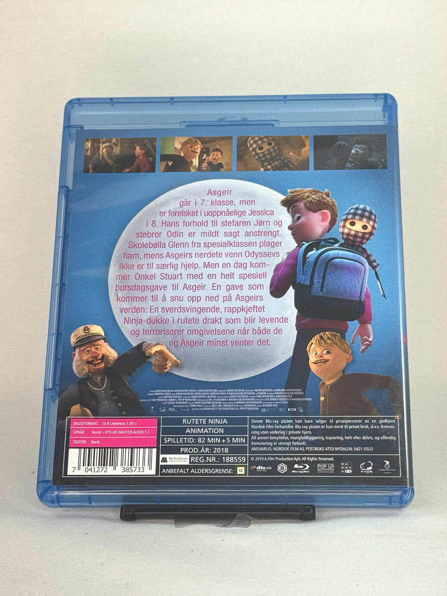 Bakside av Blu-ray-cover til Rutete Ninja – brukt Blu-ray med detaljer, språk og spesifikasjoner, Brukbar Film