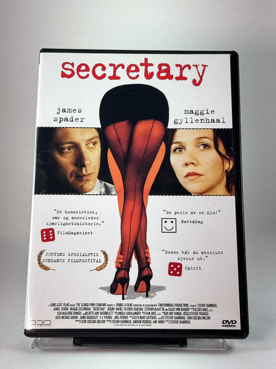 Forside av DVD-cover til Secretary, bruktfilm hos nettbutikken Brukbar Film
