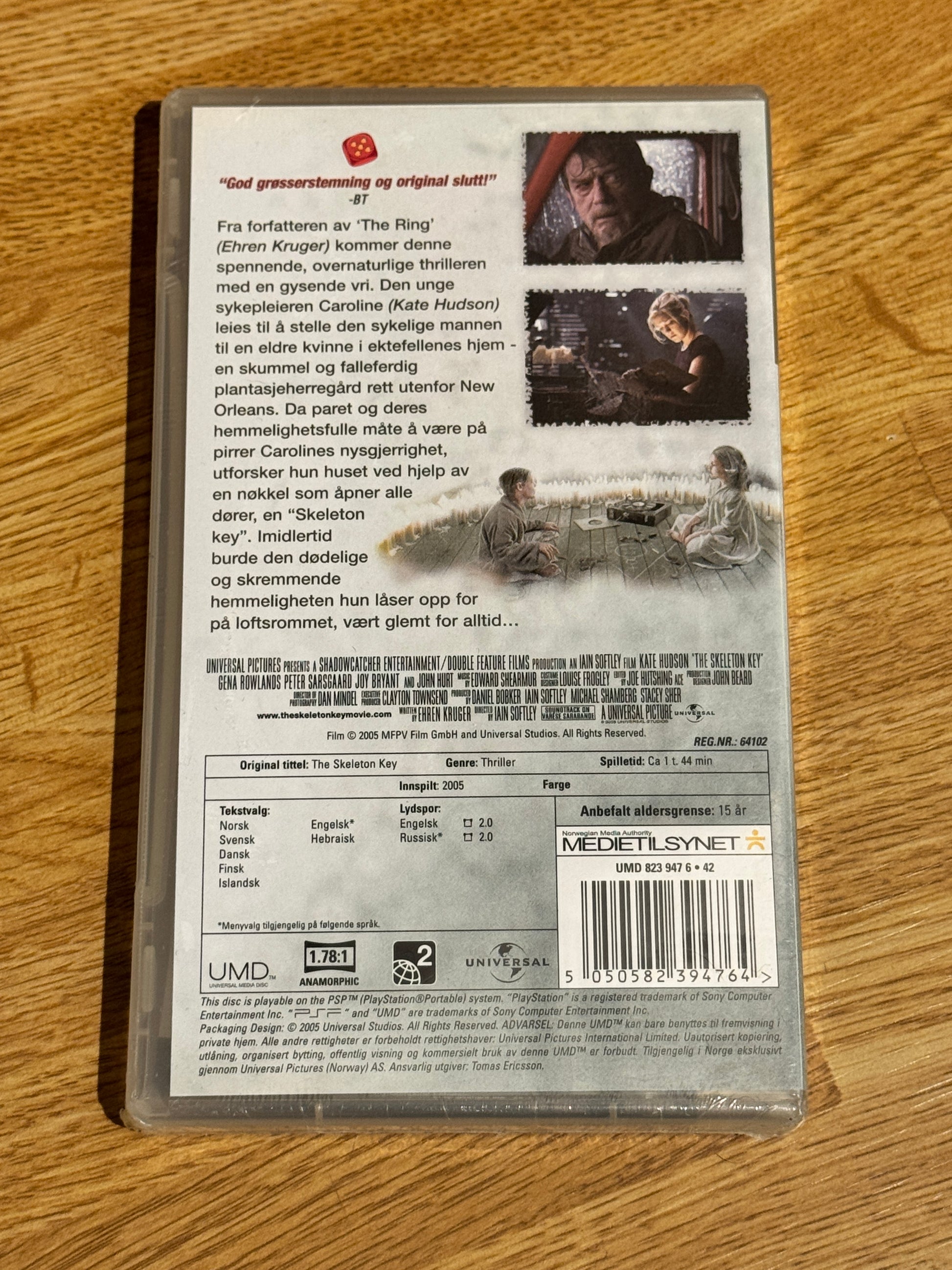Bakside av cover til Skeleton Key, PSP UMD-utgivelse