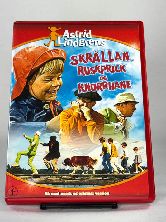 DVD-forside til filmen Skrållan, Ruskprick og Knorrhane
Originalt cover brukt for produktbilde i nettbutikken Brukbar Film