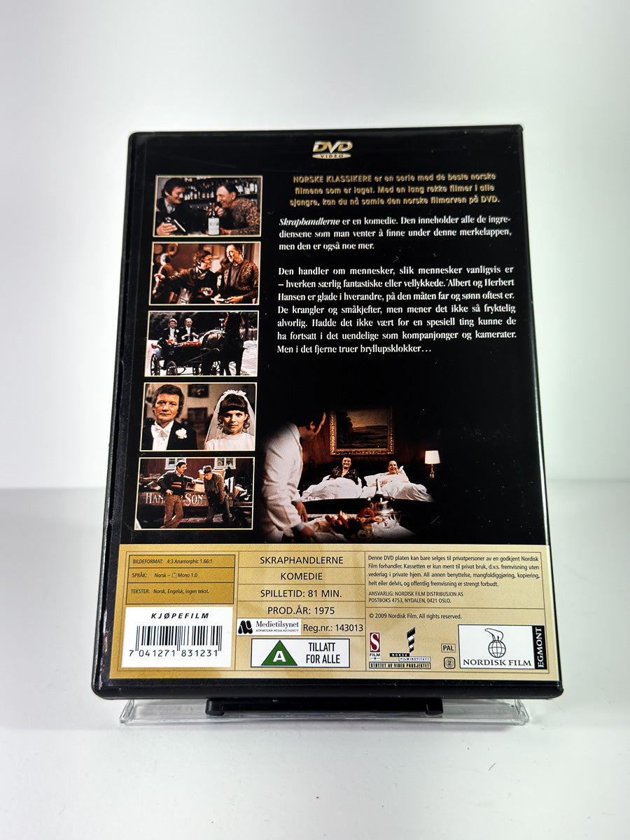 Bakside av cover til Skraphandlerne på DVD
