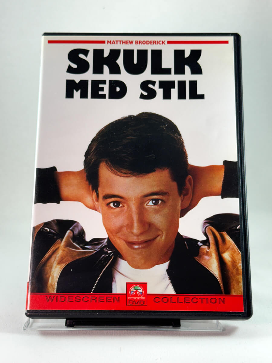 Forside av cover til Skulk med stil, brukt original DVD hos Brukbar Film