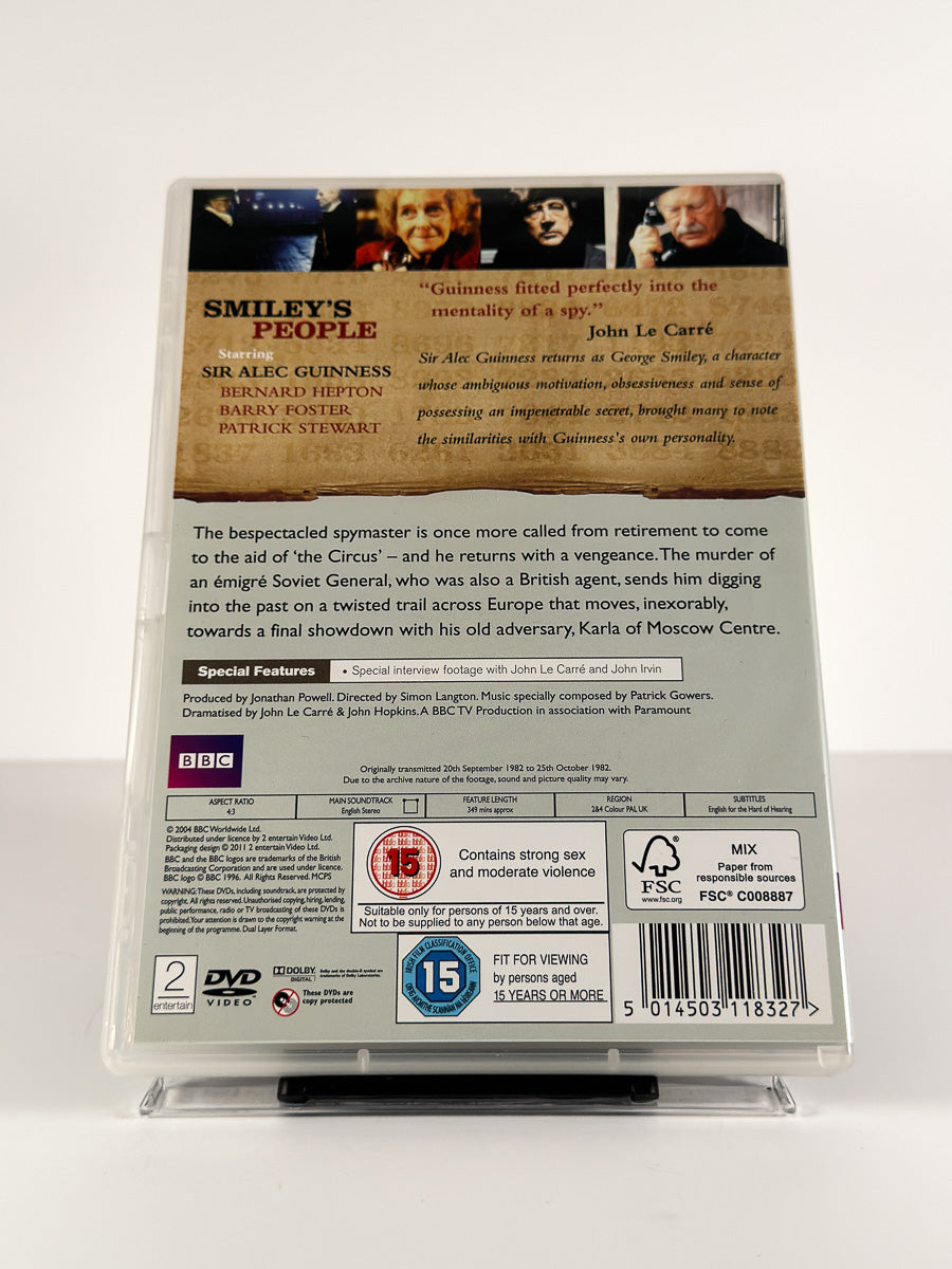 Bakside av cover til Smiley’s People på DVD