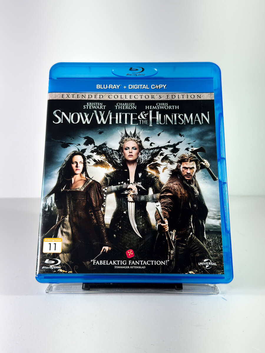 Forside av cover til Snow White & the Huntsman på Blu-ray
