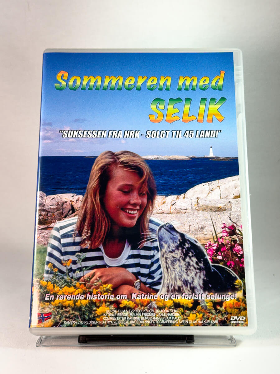 Forside av cover til Sommeren med Selik, bruktfilm på DVD hos Brukbar Film