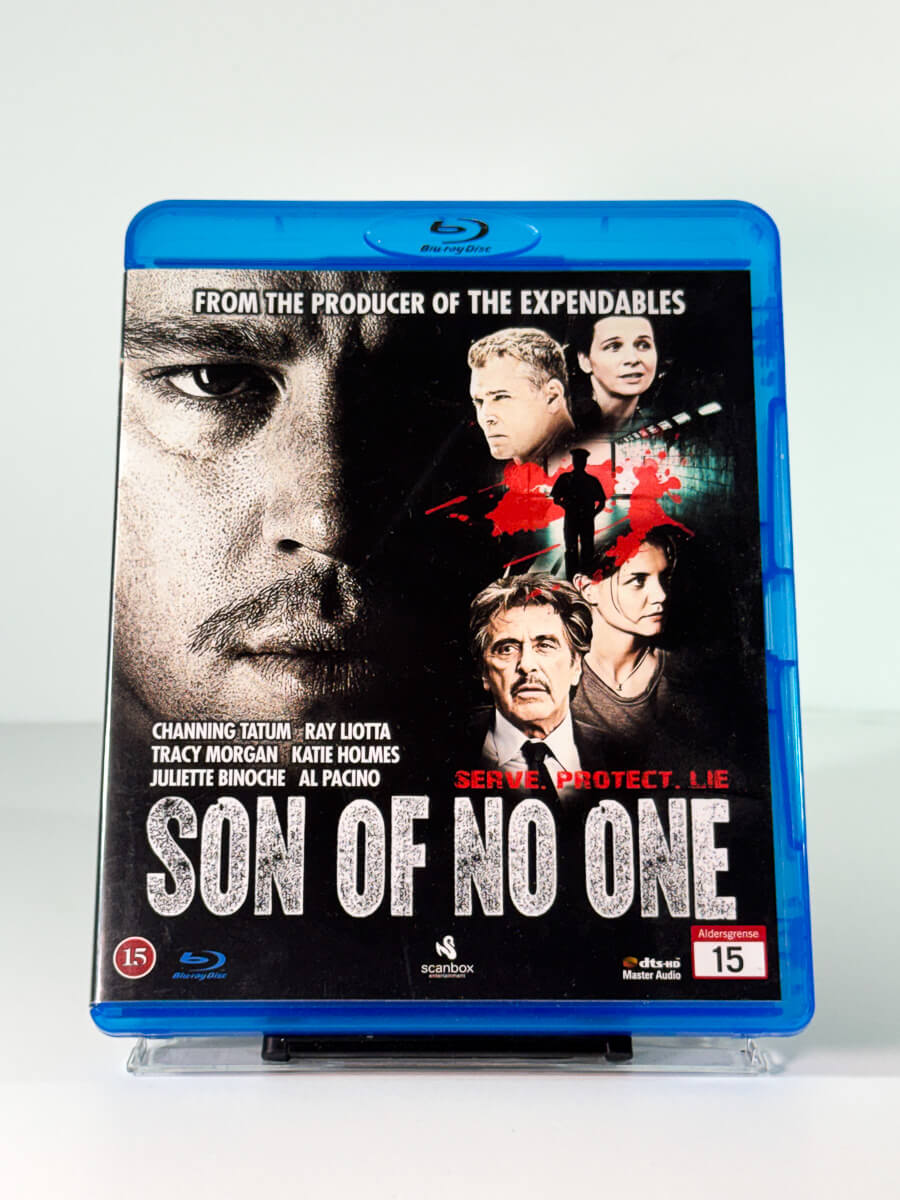 Forside av cover til Son of No One på Blu-ray