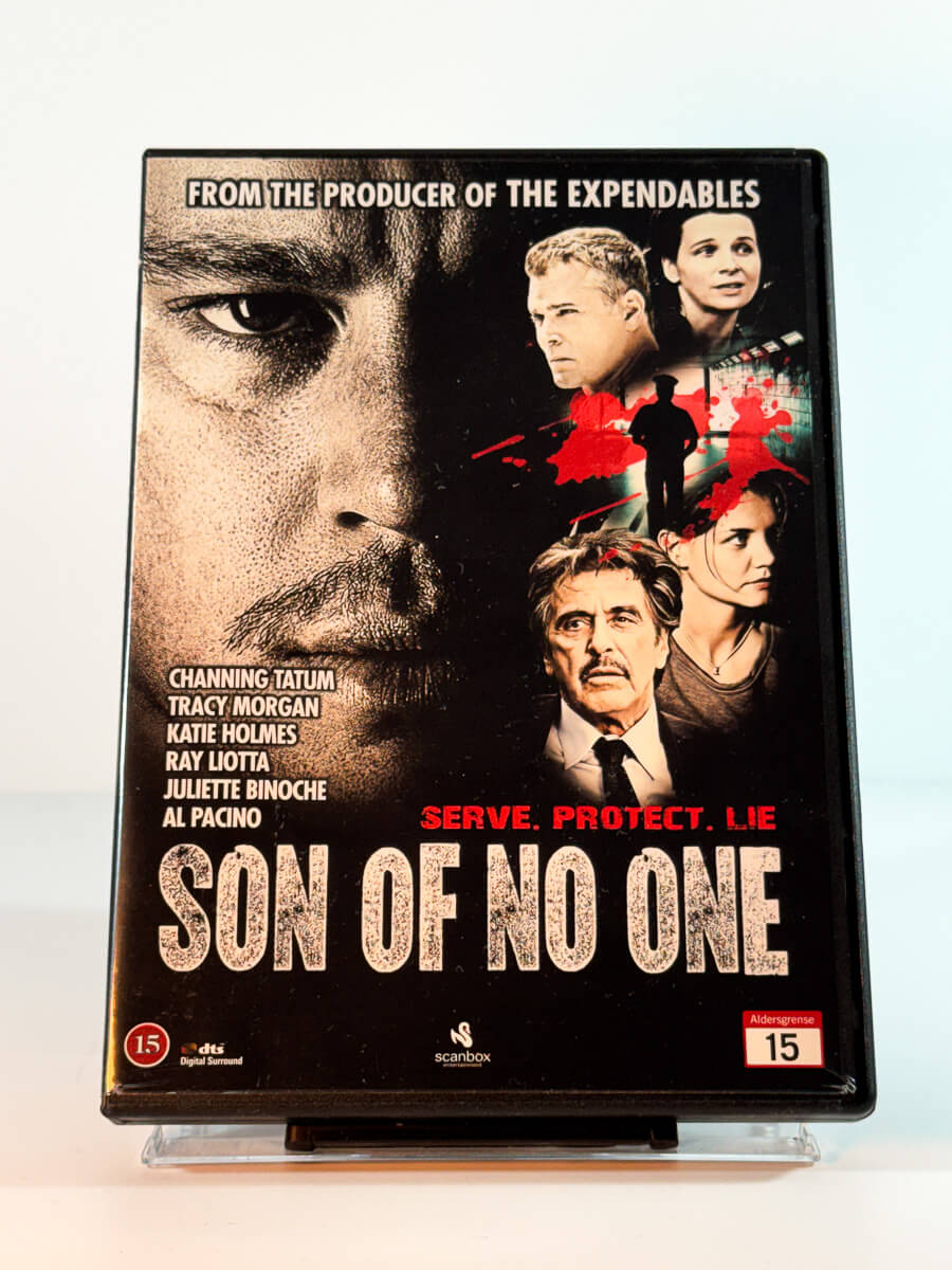 Forside av cover til son of no one, bruktfilm hos nettbutikken Brukbar Film