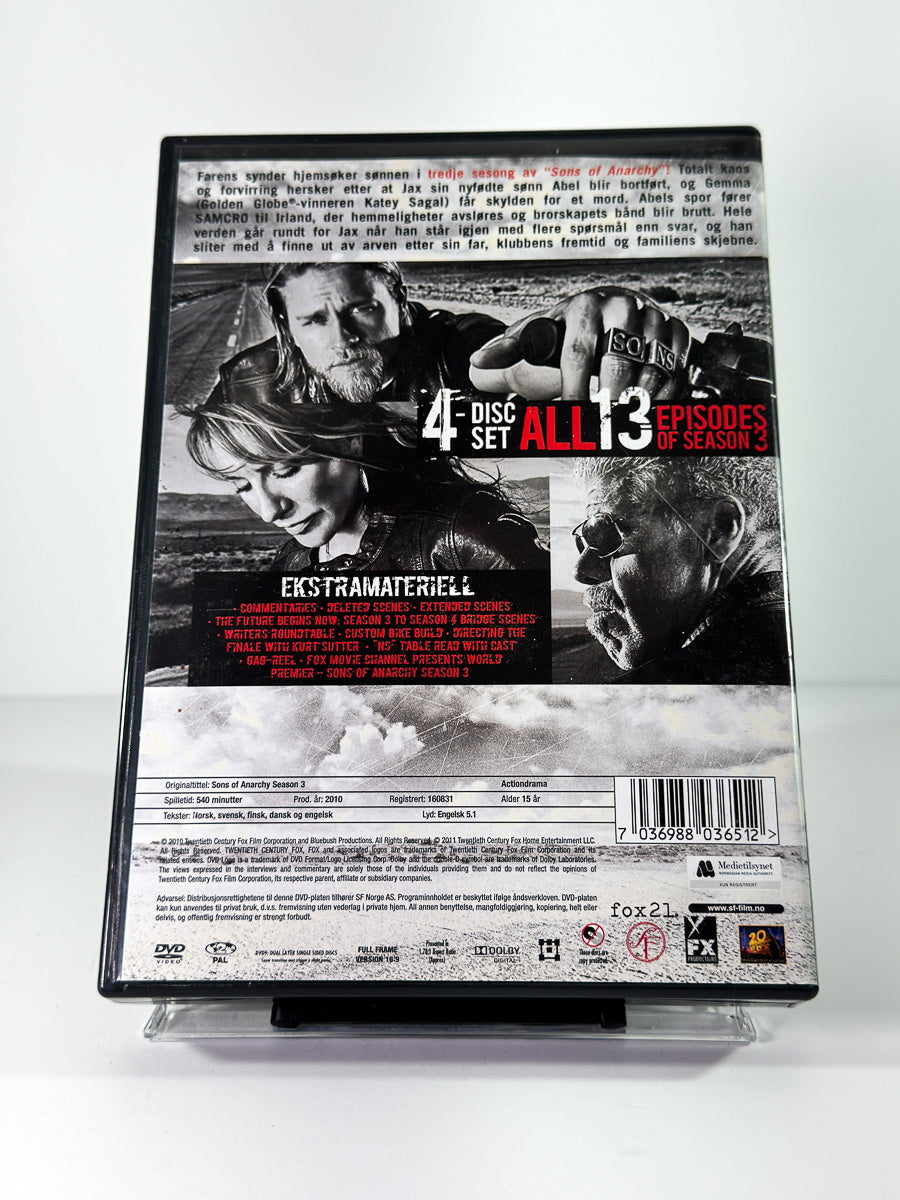 Bakside av cover til Sons of Anarchy – Season 3 på DVD