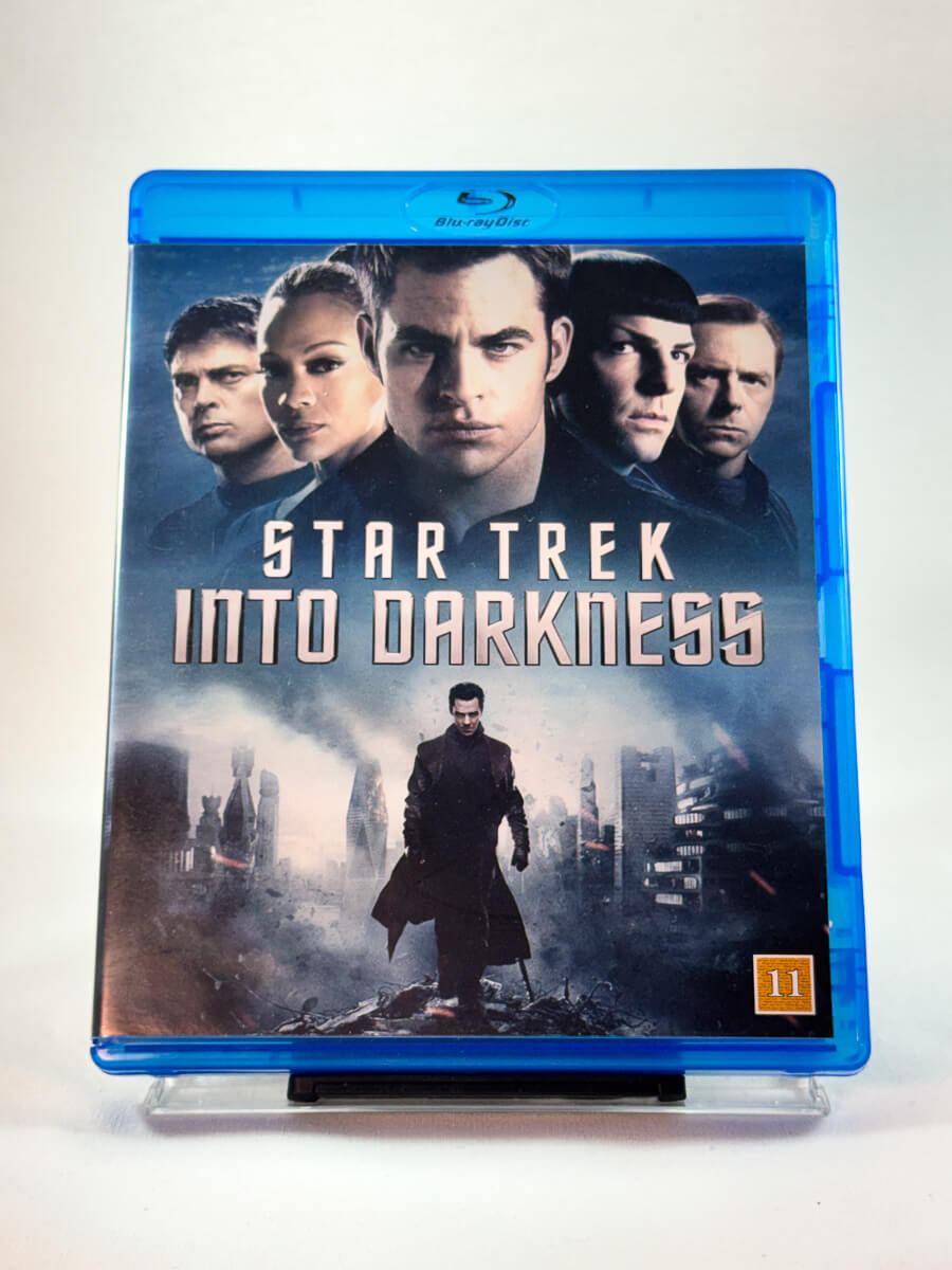 Star Trek Into Darkness – forside av Blu-ray-cover, moderne sci-fi-eventyr i Star Trek-universet, bruktfilm hos Brukbar Film