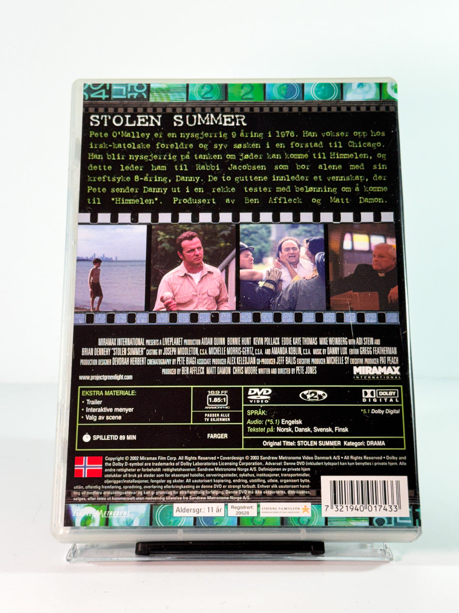 Bakside av cover til stolen summer, bruktfilm hos nettbutikken Brukbar Film