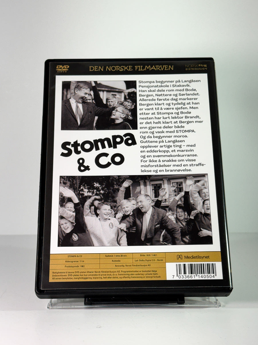Bakside av cover til Stompa & Co, brukt original DVD hos Brukbar Film