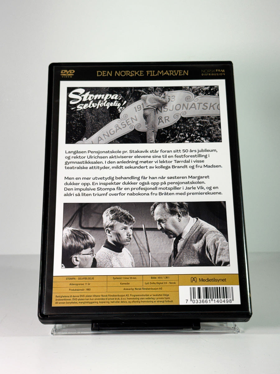 Bakside av cover til Stompa, selvfølgelig!, bruktfilm på DVD hos Brukbar Film