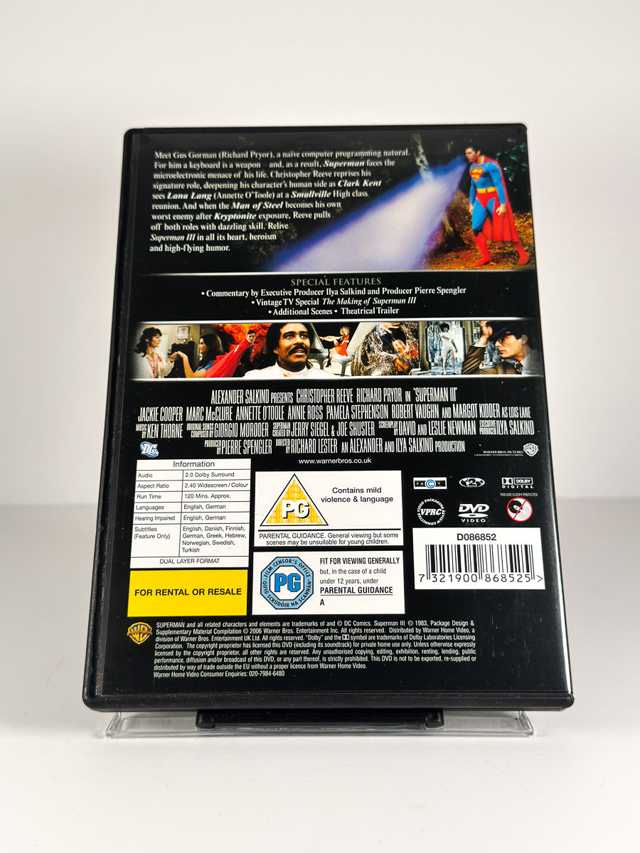 Bakside av cover til Superman III på DVD