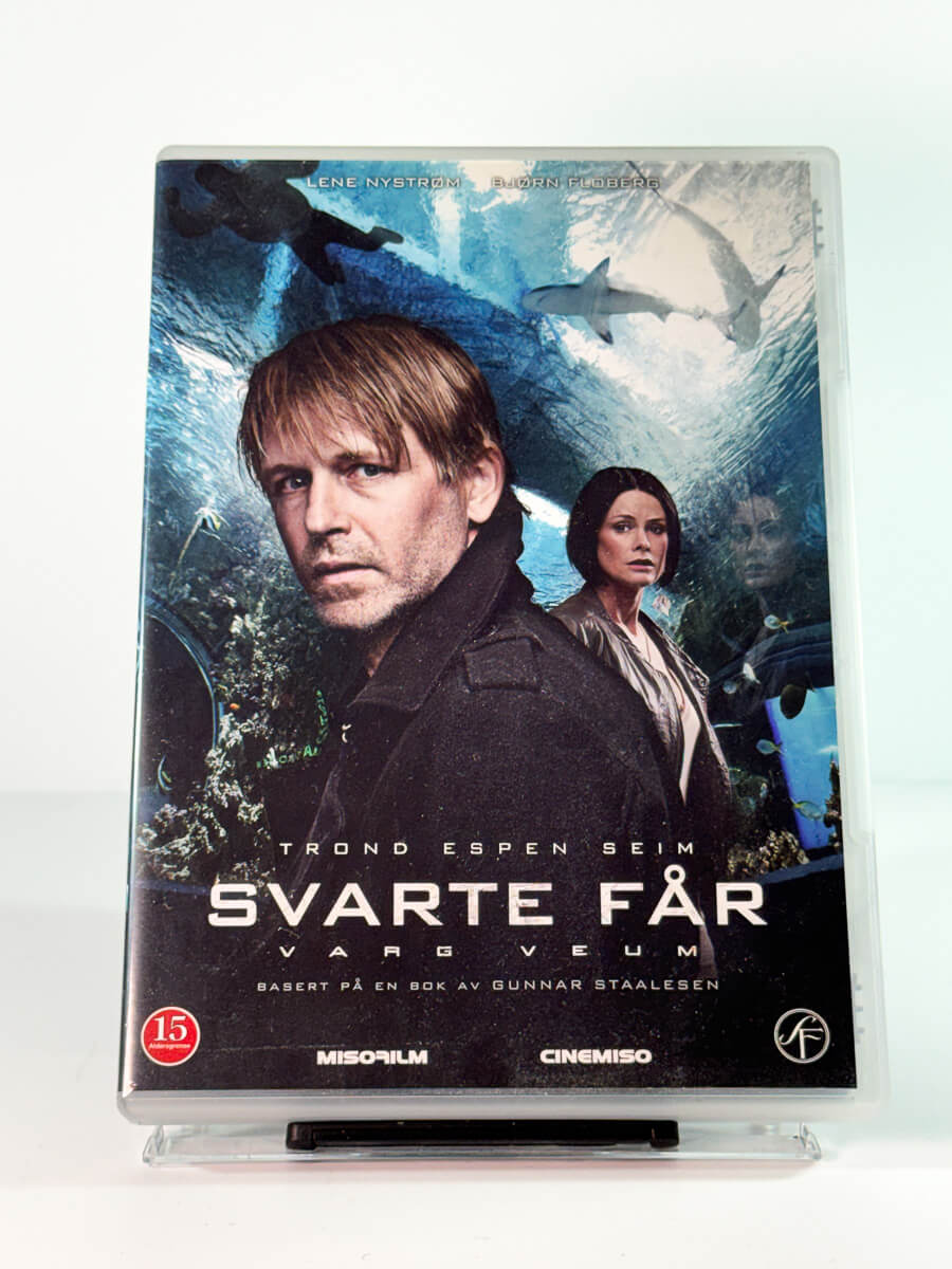 Forside av cover til svarte far, bruktfilm på DVD hos Brukbar Film