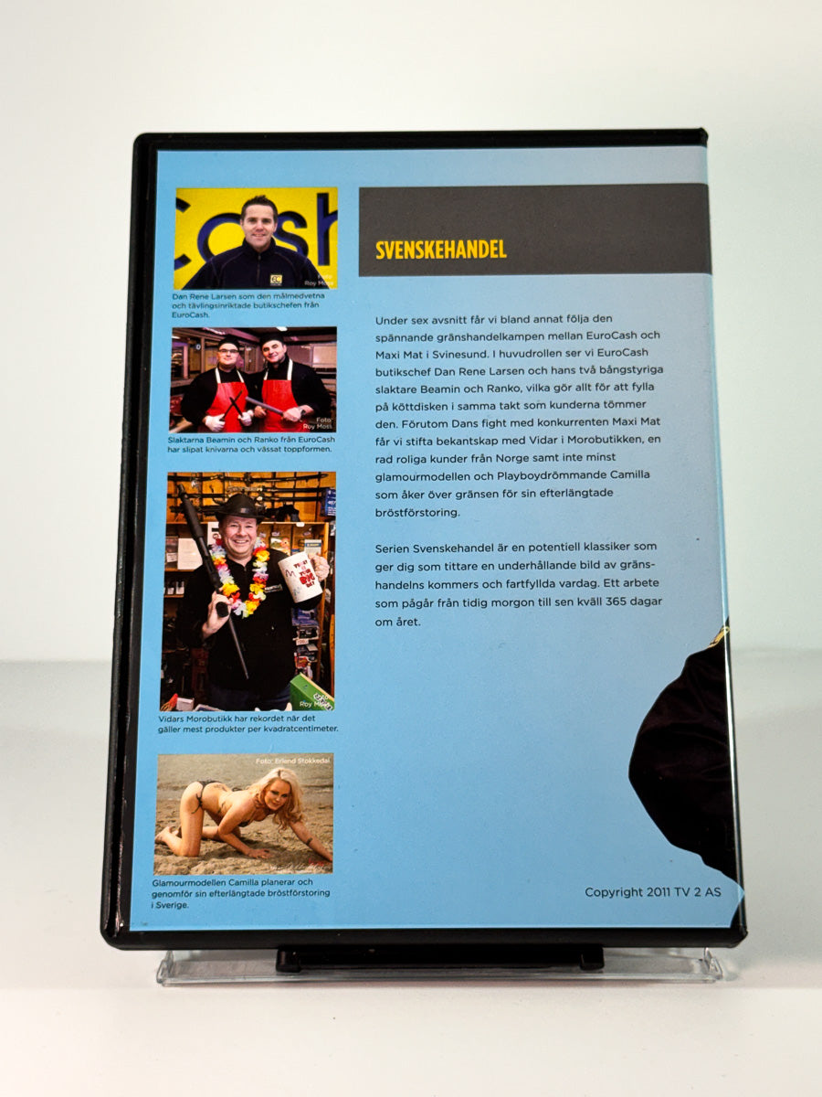 Bakside av cover til Svenskehandel, brukt DVD hos Brukbar Film