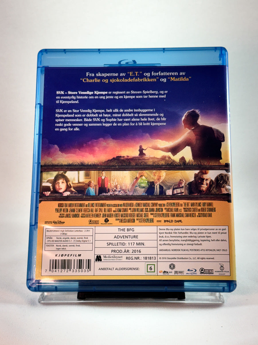 Bakside av cover til SVK – Store vennlige kjempe, bruktfilm hos nettbutikken Brukbar Film