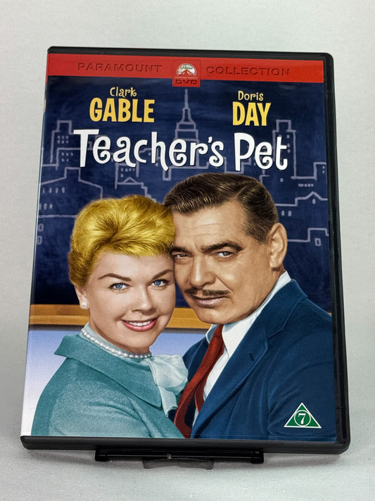 Forside av DVD-cover til Teacher’s Pet – romantisk komedie med Clark Gable og Doris Day, brukt DVD hos Brukbar Film.