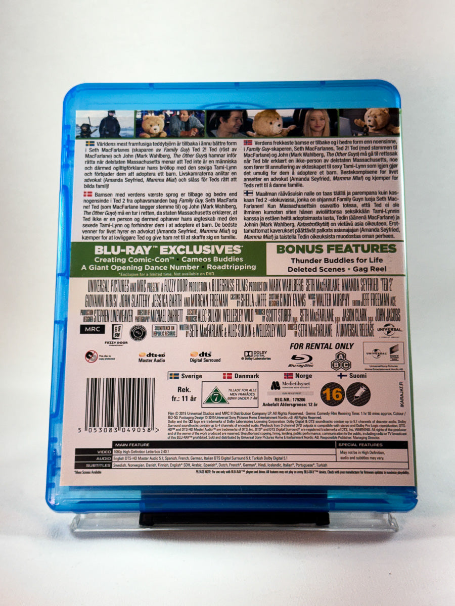 Bakside av cover til Ted 2, brukt Blu-ray hos Brukbar Film