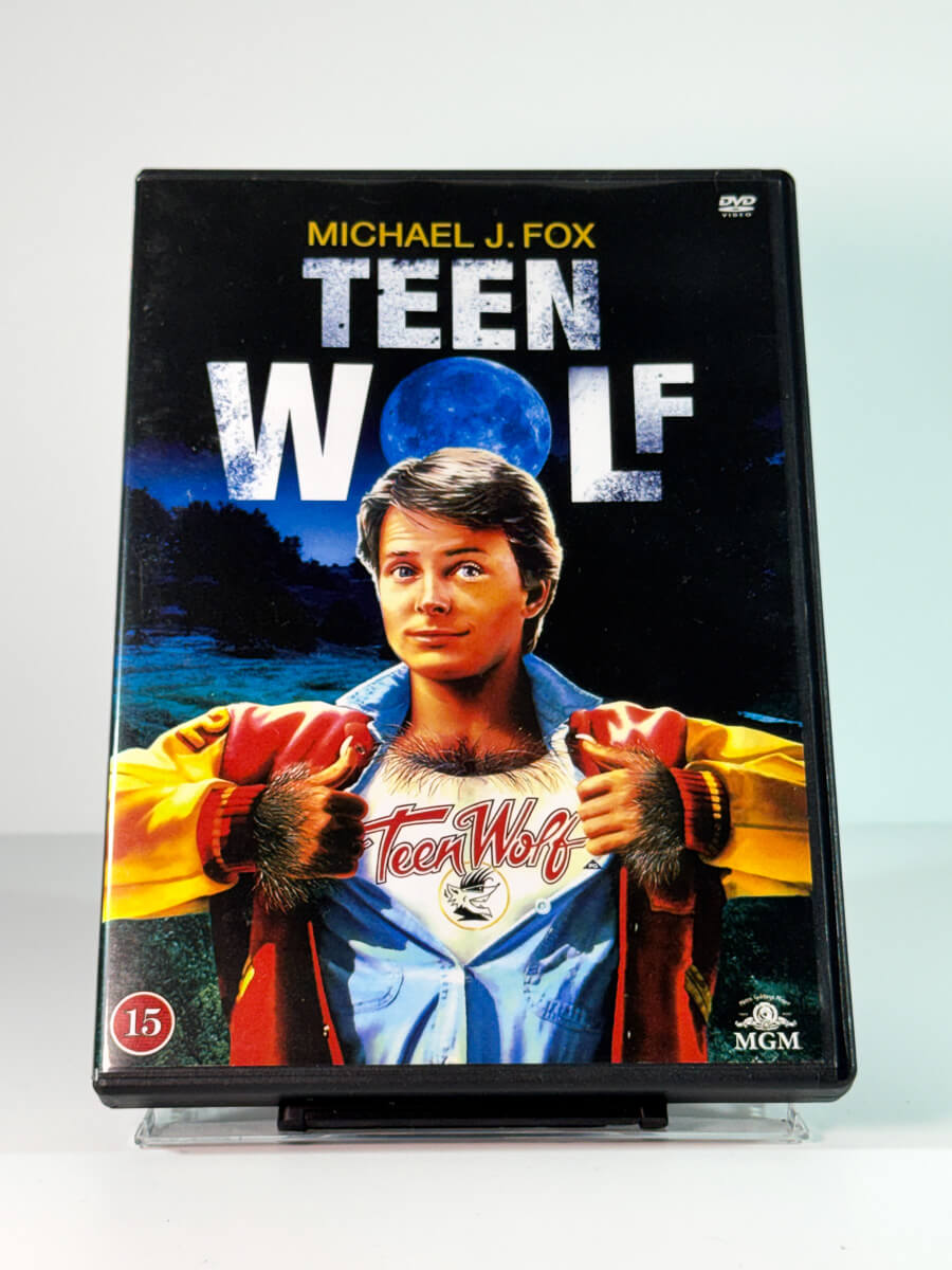 Forside av cover til Teen Wolf, brukt DVD hos Brukbar Film