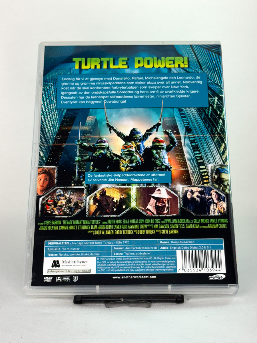 Bakside av DVD-cover til Teenage Mutant Ninja Turtles – brukt kultklassiker på DVD med de fire ninja-skilpaddene, kjøp hos Brukbar Film