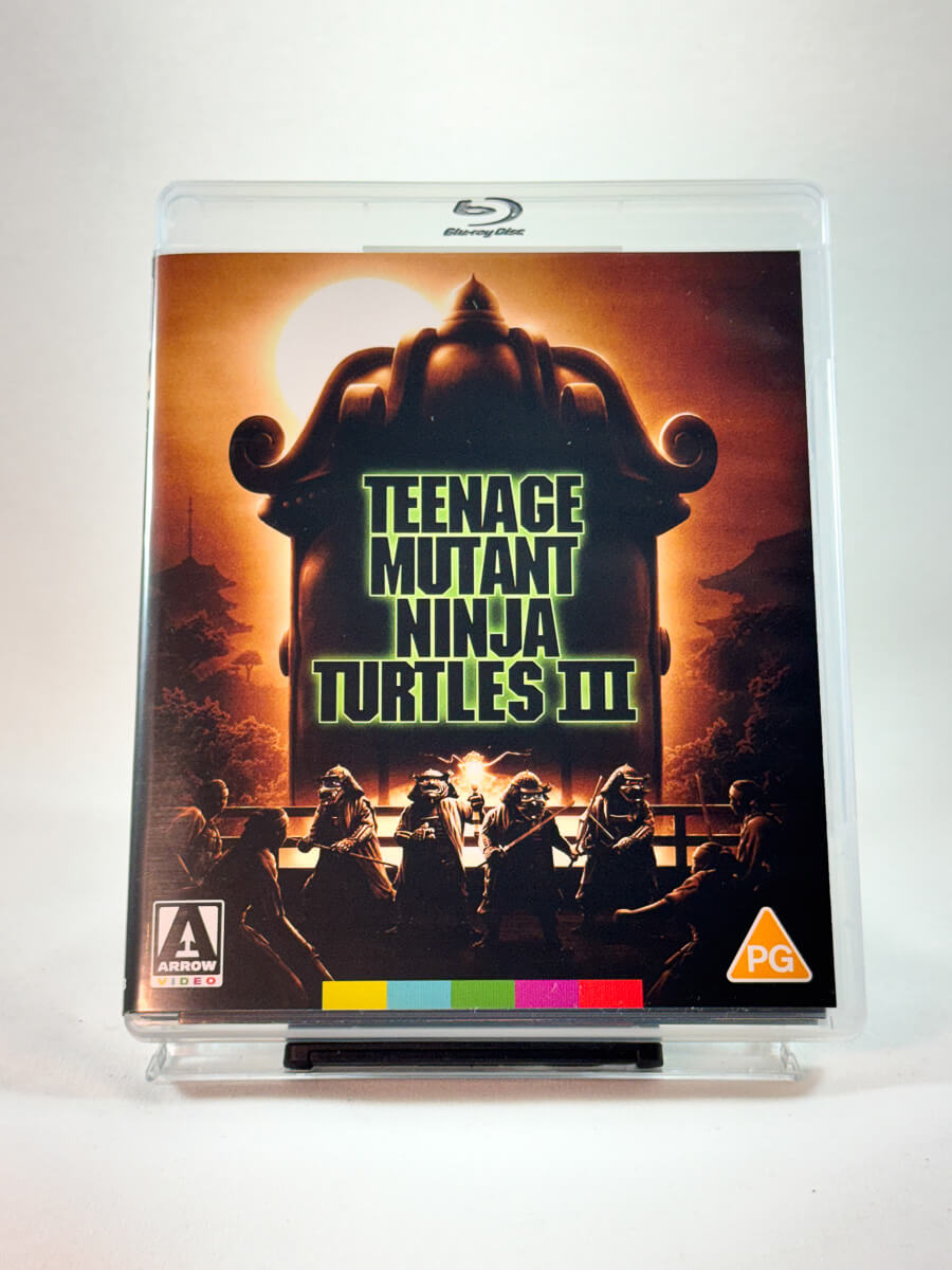 Forside av Blu-ray-cover til Teenage Mutant Ninja Turtles 3, Limited Arrow Video utgave - second hand Blu-ray hos nettbutikken Brukbar Film