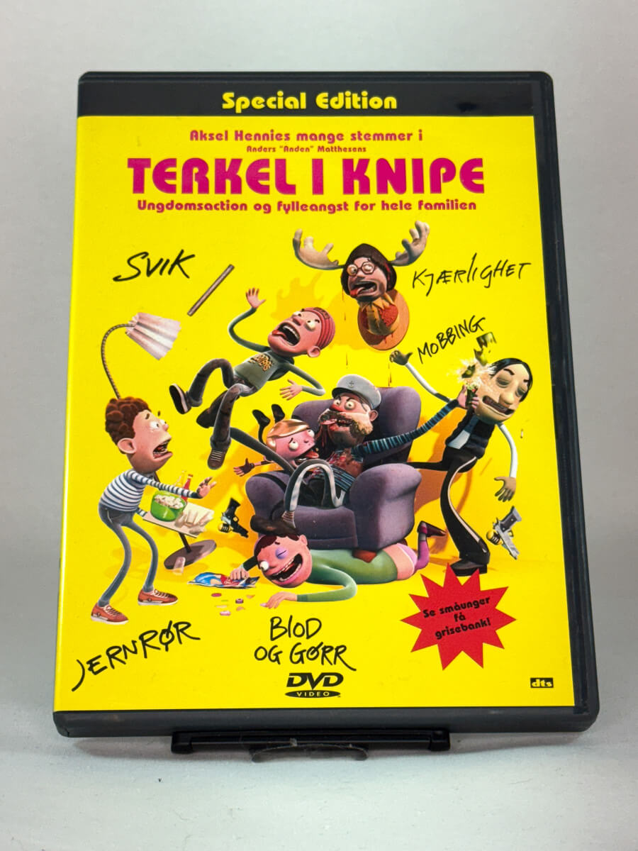 Forside av DVD-cover til Terkel i knipe – dansk kultklassiker med stemmer av Aksel Hennie og Anders Matthesen, kjent for sin mørke humor – brukt animasjonsfilm på DVD hos Brukbar Film.