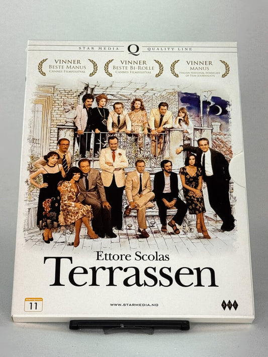 Forsidebilde av DVD-cover for Terrassen (Ettore Scola) – italiensk filmklassiker tilgjengelig hos Brukbar Film