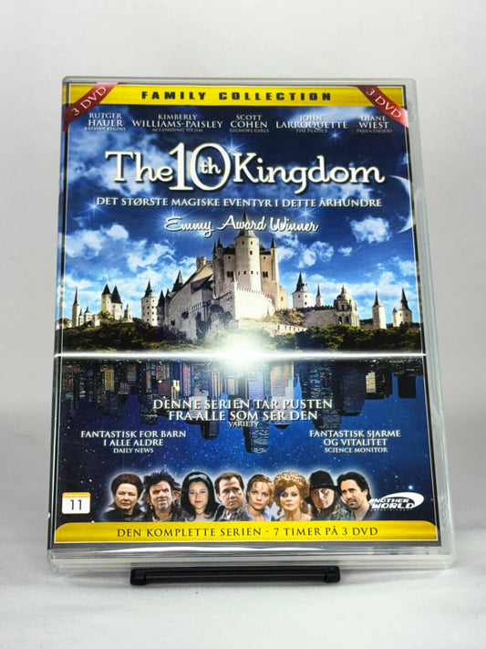 DVD-forside til filmen The 10th Kingdom – Den komplette serien
Originalt cover brukt for produktbilde i nettbutikken Brukbar Film