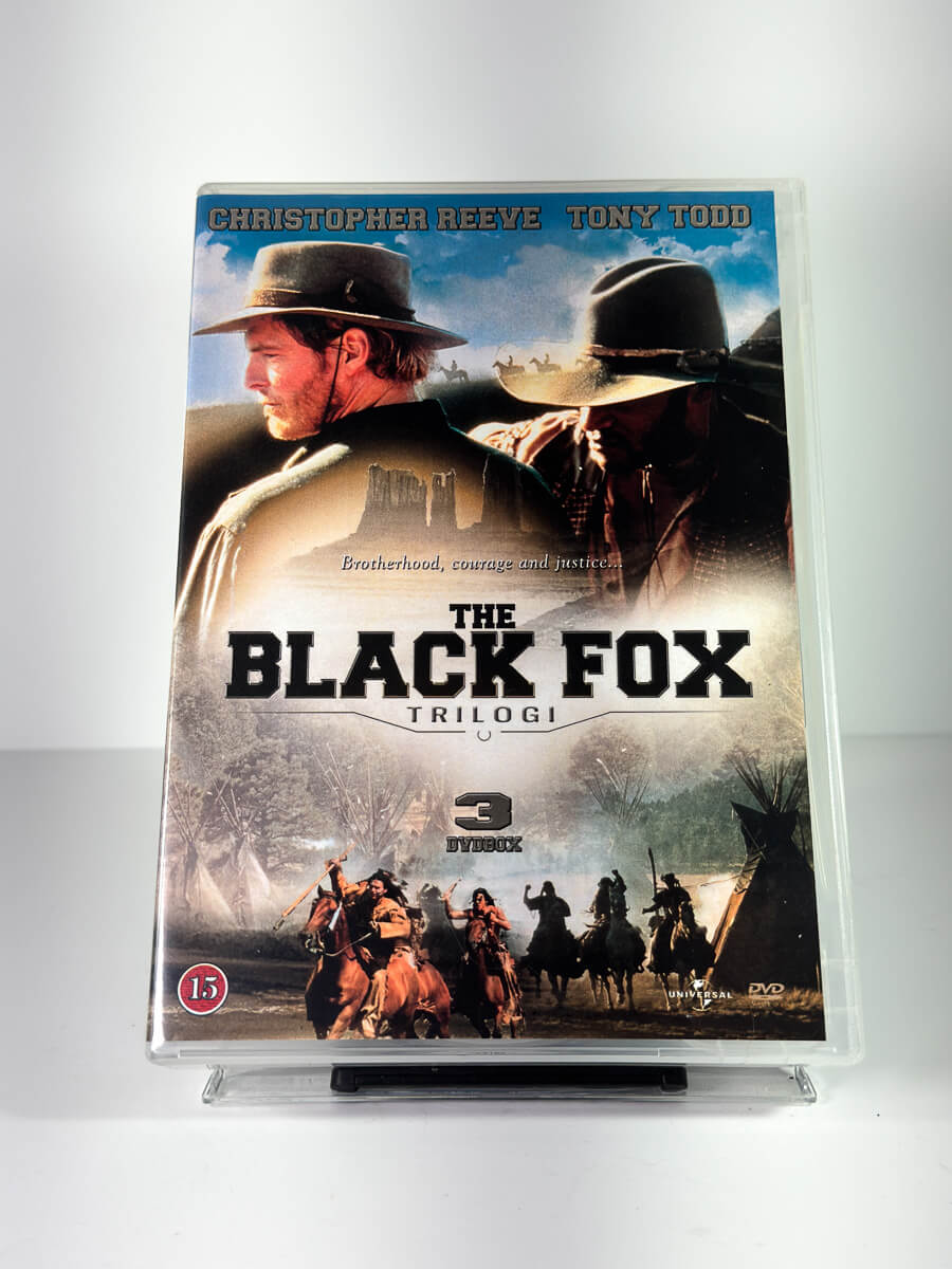 Forside av cover til The Black Fox Trilogy på DVD