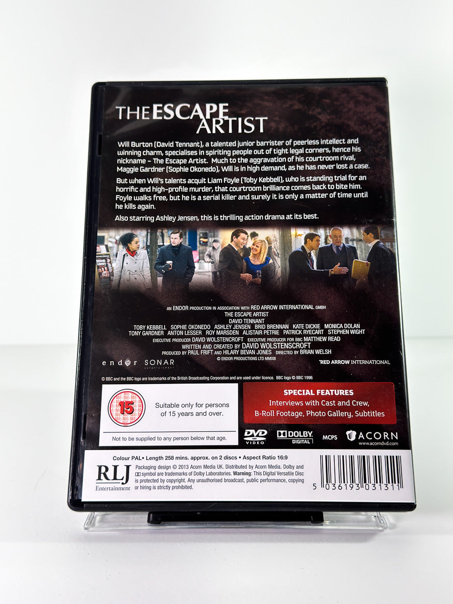 Bakside av cover til The Escape Artist, brukt original DVD hos Brukbar Film