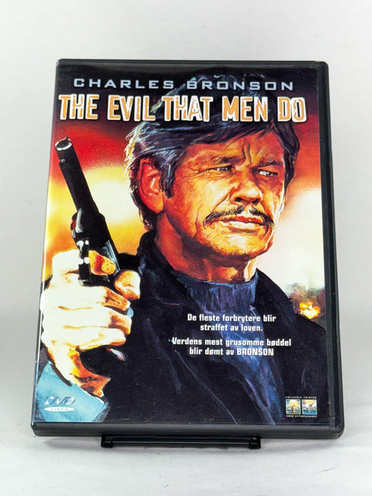 Forside av brukt DVD-cover til The Evil That Men Do – actionklassiker på DVD, forside fra Brukbar Film