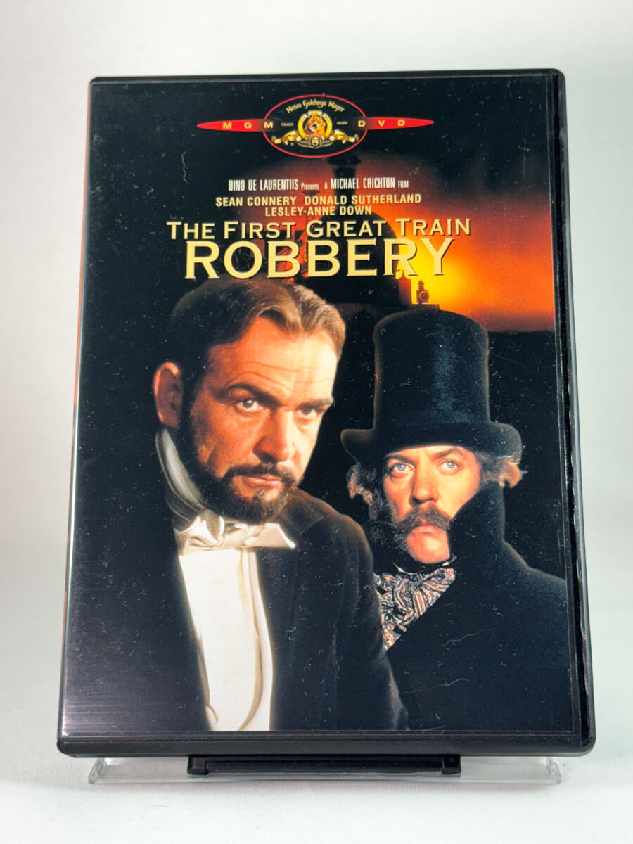 Forside av DVD-cover til The First Great Train Robbery, brukt DVD hos Brukbar Film