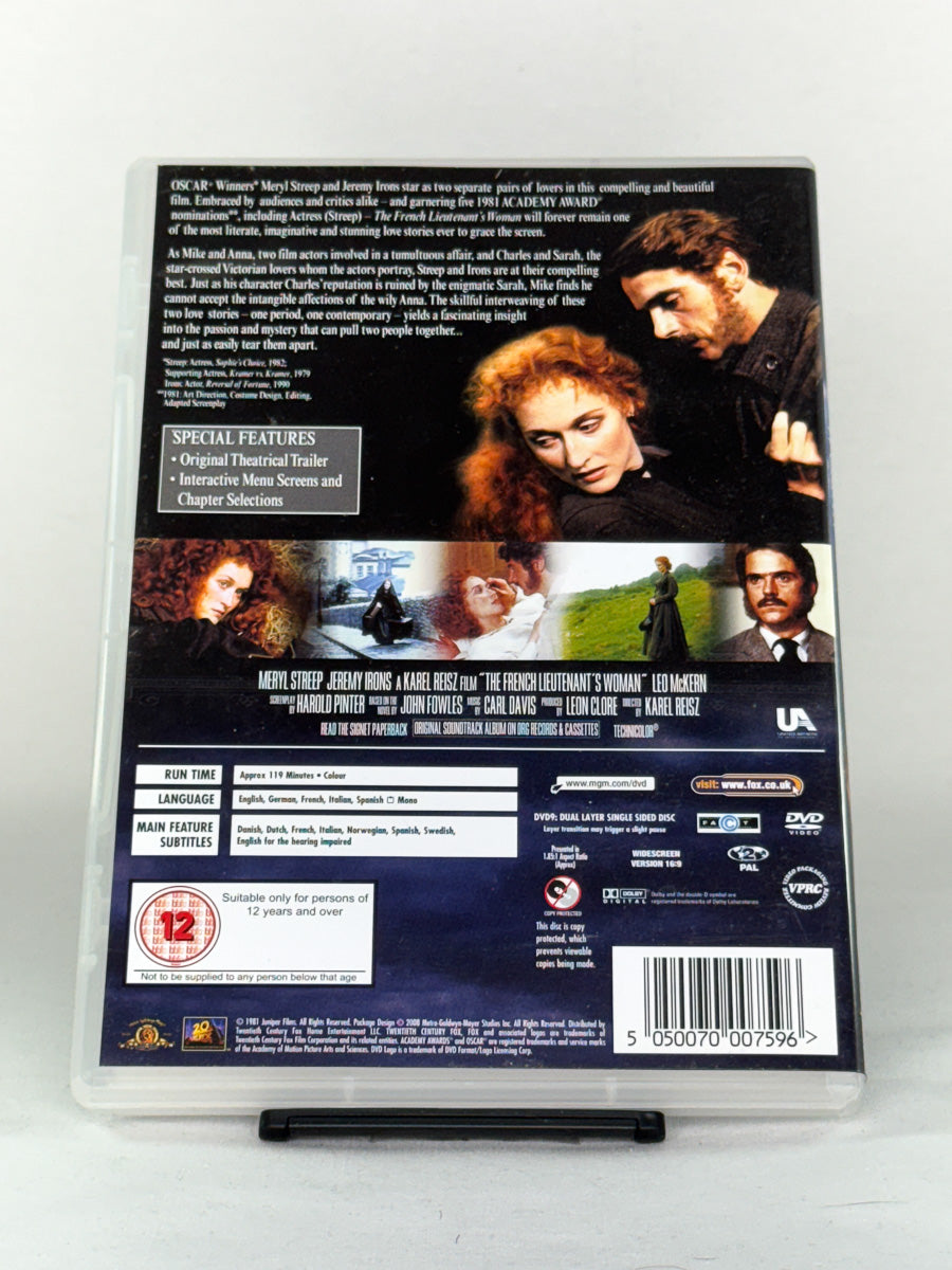Bakside av DVD-cover til The French Lieutenant’s Woman – brukt DVD med spesifikasjoner og filmomtale, original fra Brukbar Film