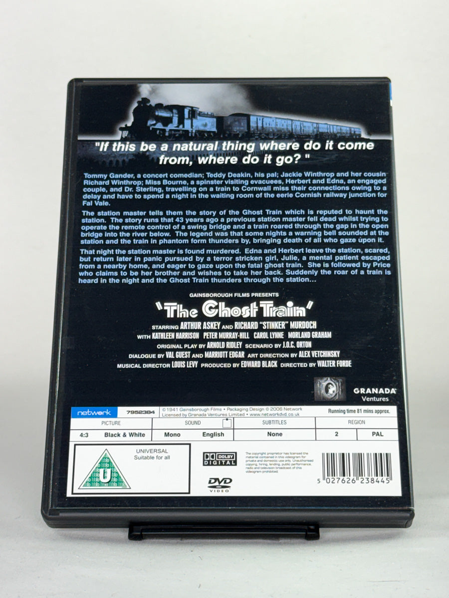 Bakside av DVD-cover for The Ghost Train – brukt britisk filmklassiker på DVD, tilgjengelig hos Brukbar Film.
