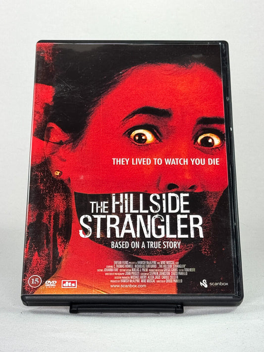 Forside av DVD-cover til The Hillside Strangler – intens thriller basert på sanne hendelser, med C. Thomas Howell og Nicholas Turturro, utgitt av Scanbox, hos Brukbar Film.