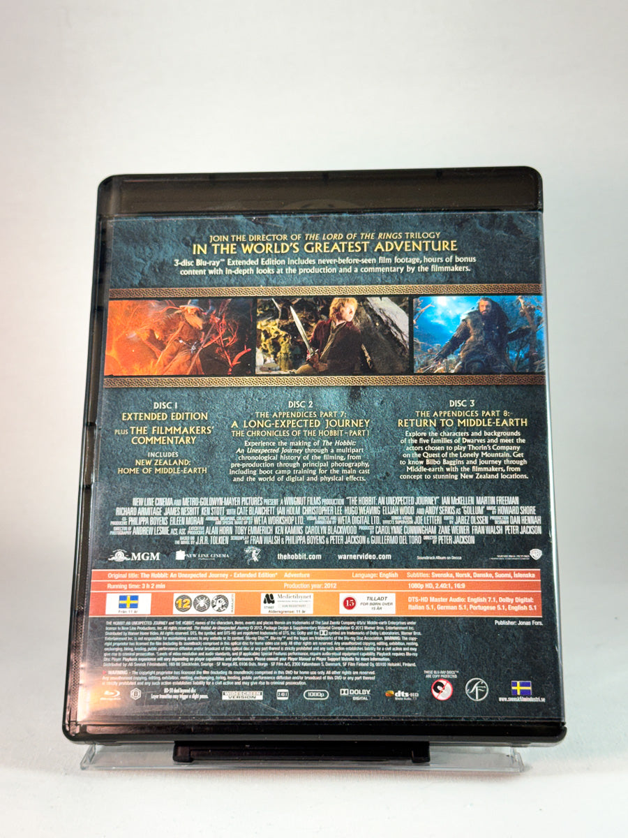 Bakside av cover til The Hobbit: An Unexpected Journey – Extended Edition, brukt Blu-ray hos Brukbar Film