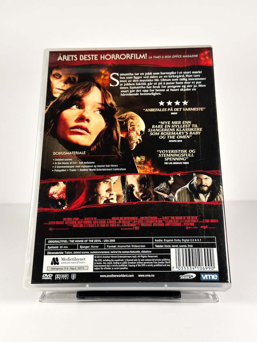 Bakside av cover til The House of the Devil på DVD