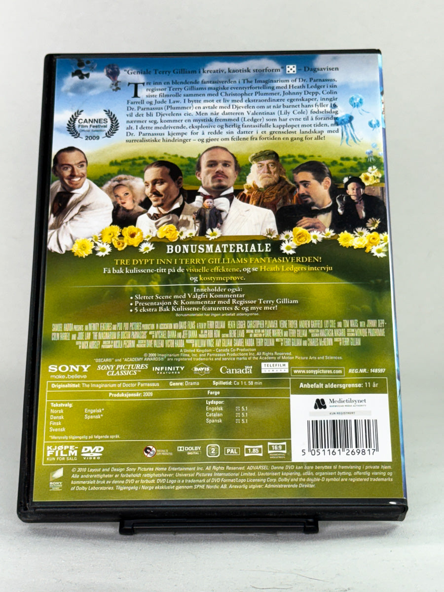 Bakside av DVD-cover til The Imaginarium of Doctor Parnassus – eventyrlig og visuelt spektakulær film av Terry Gilliam – original brukt DVD hos Brukbar Film.