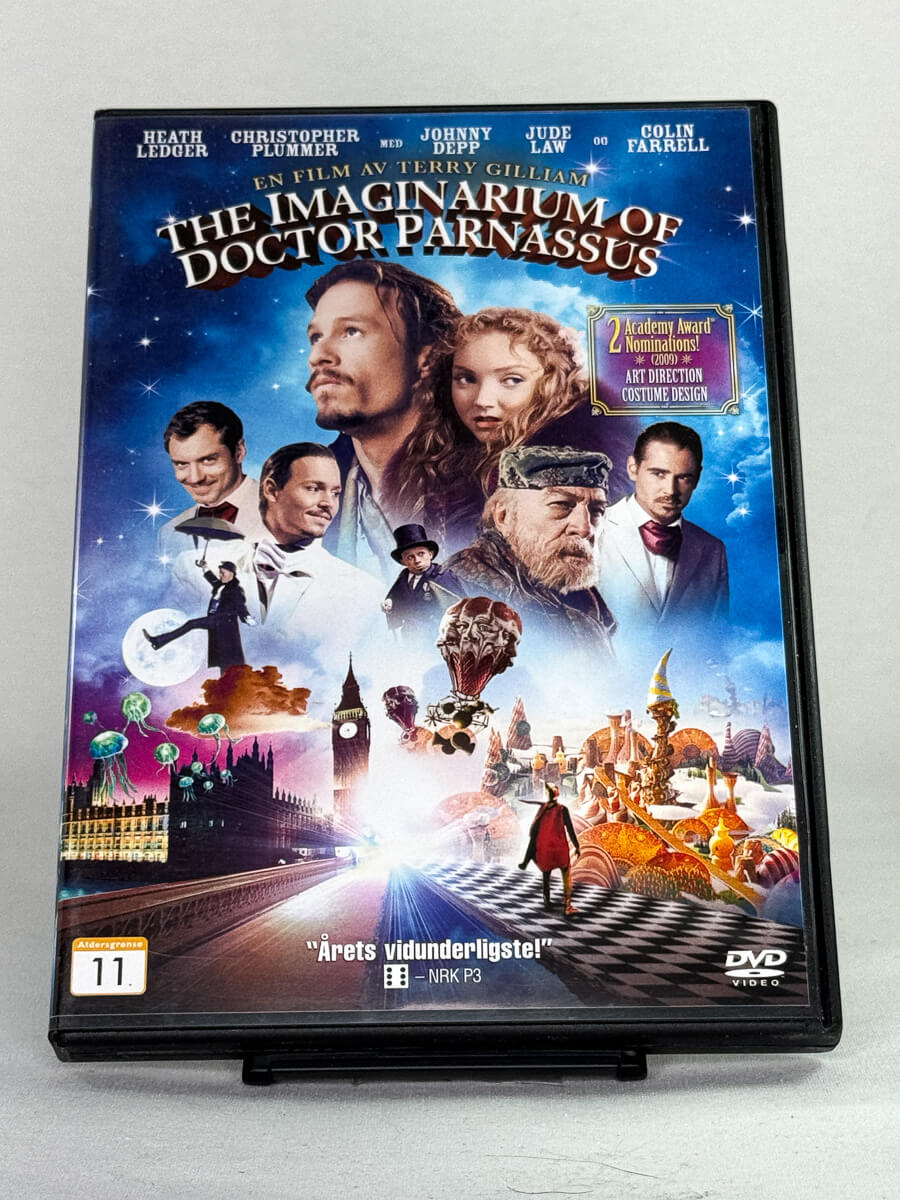Forside av DVD-cover til The Imaginarium of Doctor Parnassus – fantasifilm av Terry Gilliam med Heath Ledger, Johnny Depp, Jude Law og Colin Farrell – brukt DVD-film hos Brukbar Film.