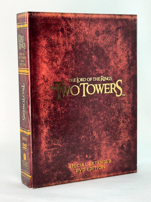 Forside av DVD-cover til filmen The Lord of the Rings: The Two Towers, special extended edition – second hand DVD hos Brukbar Film
