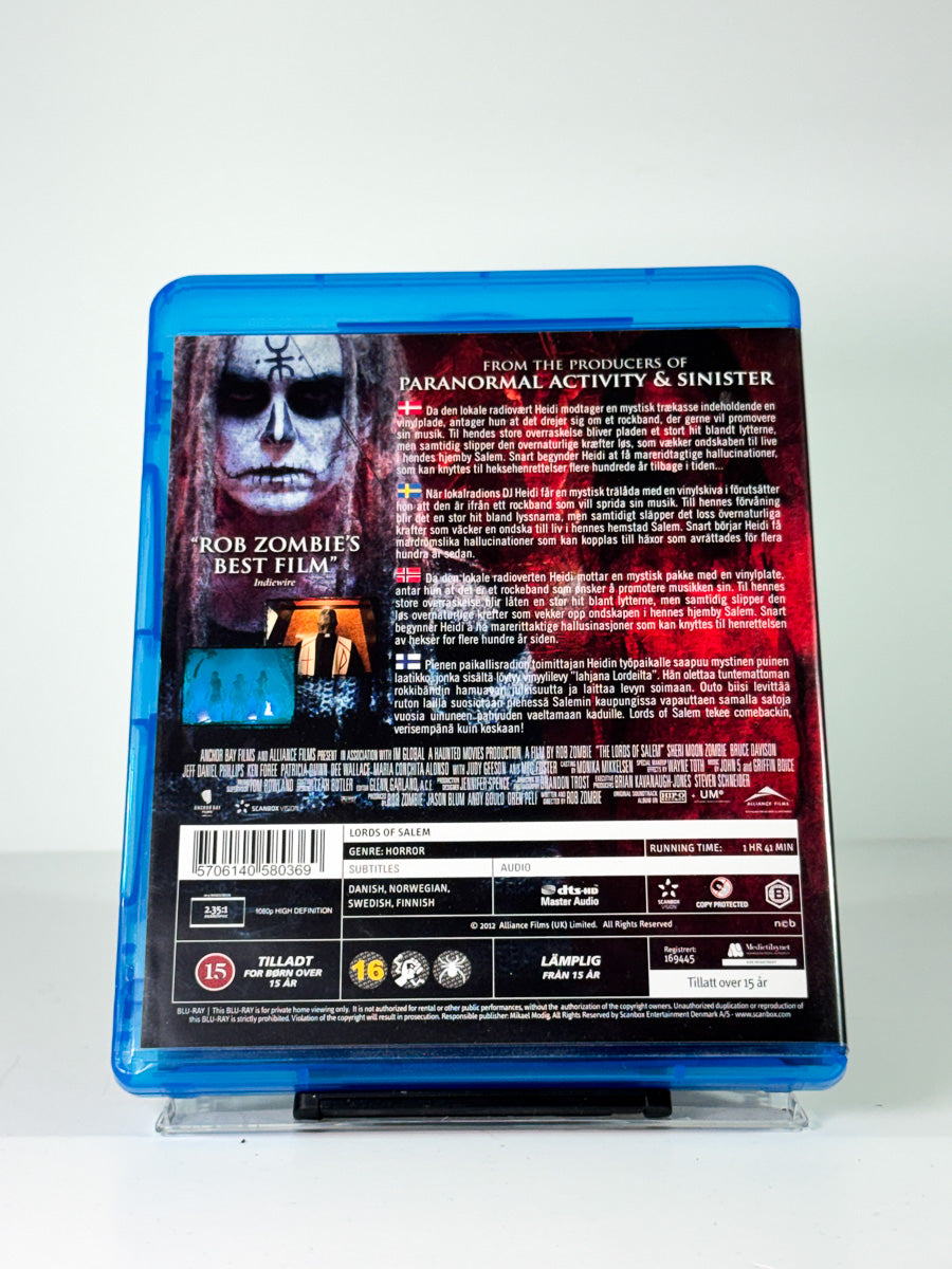 Bakside av cover til The Lords of Salem på Blu-ray