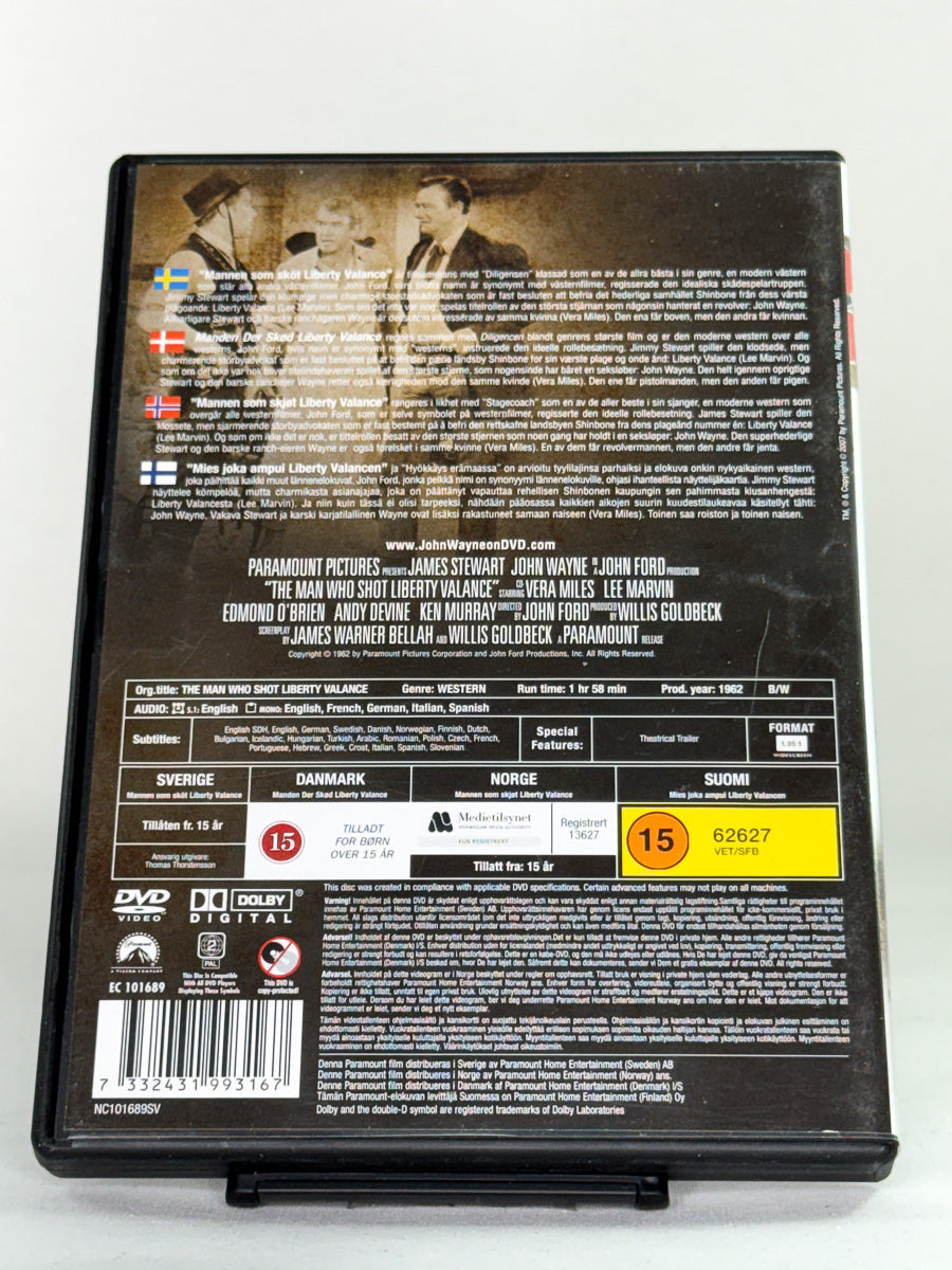 Bakside av The Man Who Shot Liberty Valance DVD-cover – legendarisk western signert John Ford, brukt klassikerutgave på DVD fra Brukbar Film