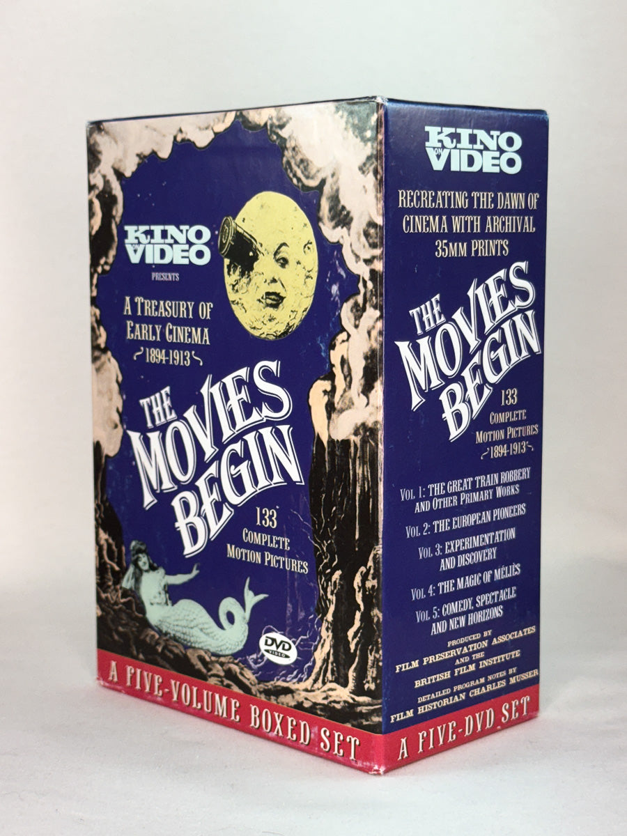 Bakside av DVD-boksen The Movies Begin – A Treasury of Early Cinema 1894–1913, oversikt over innhold med pionerfilmer og historiske kortfilmer – brukt DVD hos Brukbar Film
