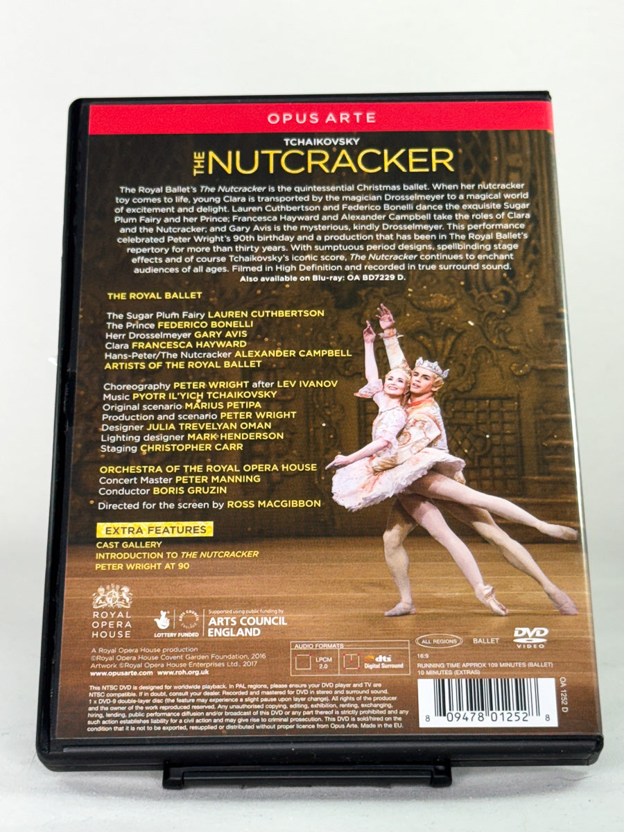 Bakside av DVD-cover til The Nutcracker med scene- og produksjonsdetaljer fra Royal Opera House, original brukt ballett-DVD hos Brukbar Film.