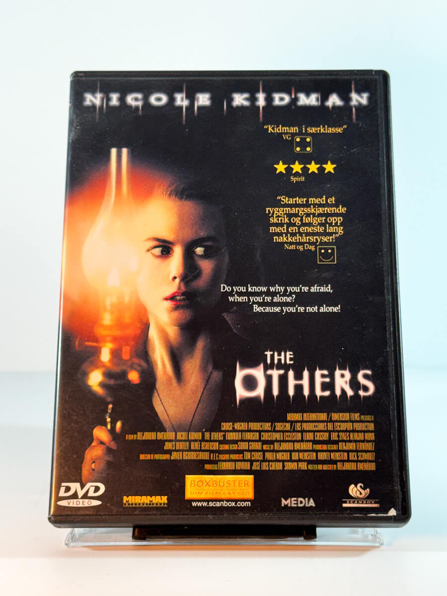 Forside av cover til the others, bruktfilm hos nettbutikken Brukbar Film