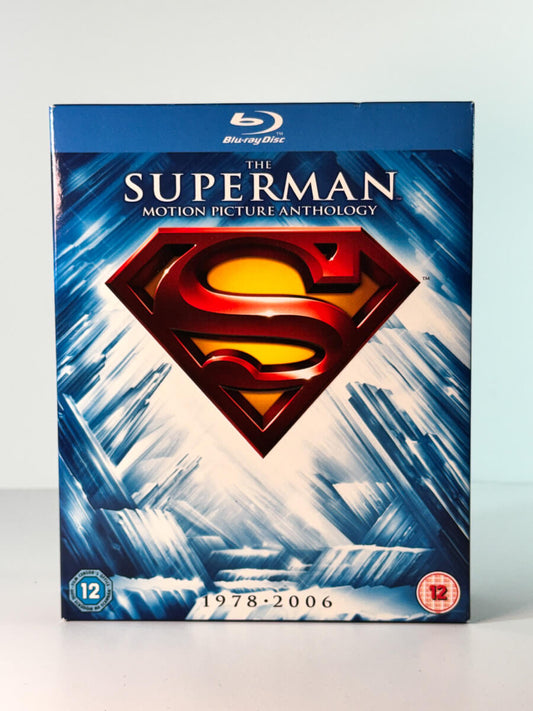 Forside av cover til The Superman Motion Picture Anthology, brukt Blu-ray hos Brukbar Film