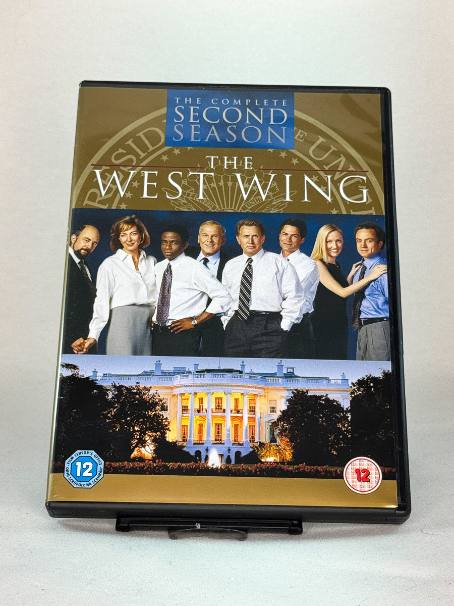 The West Wing – forside av DVD-cover til sesong 2, kritikerrost politisk dramaserie hos Brukbar Film