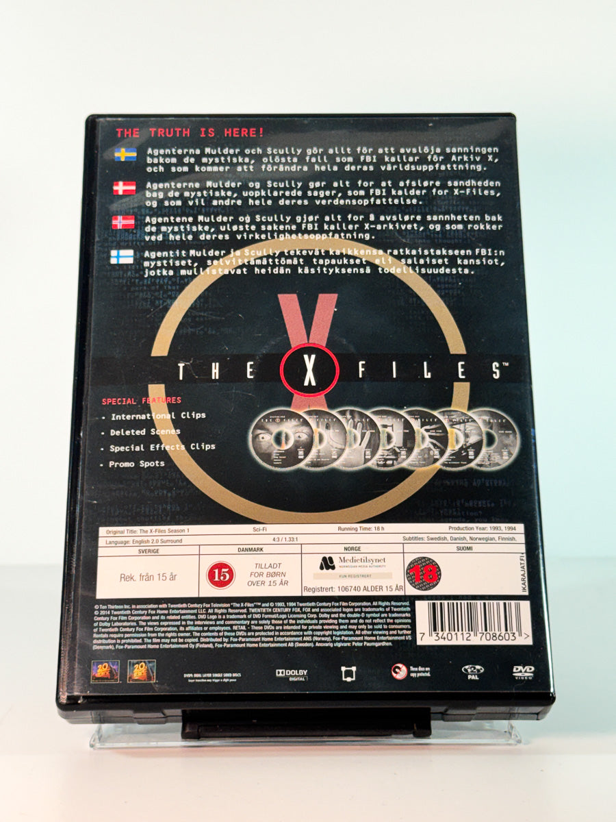 Bakside av cover til The X-Files – Season 1, bruktfilm hos nettbutikken Brukbar Film