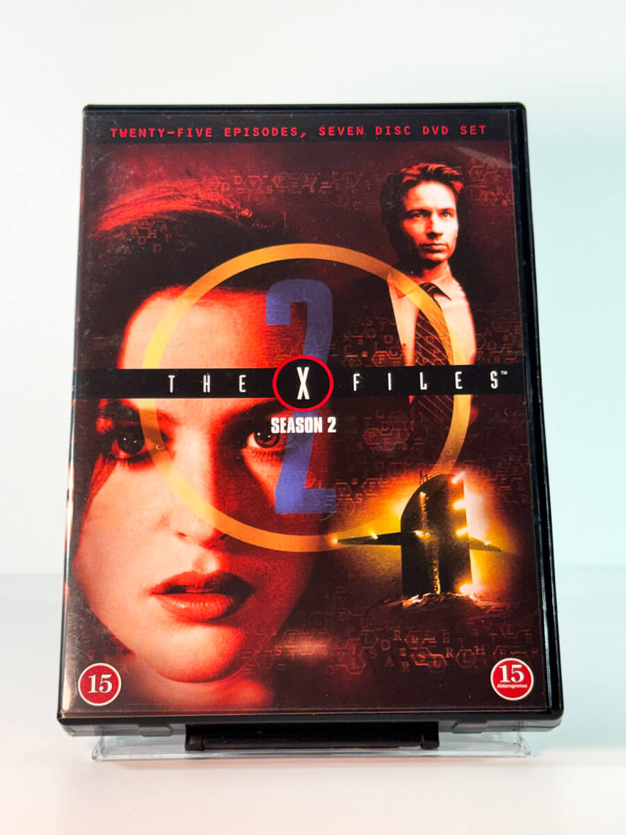 Forside av cover til The X-Files – Season 2, bruktfilm på DVD hos Brukbar Film