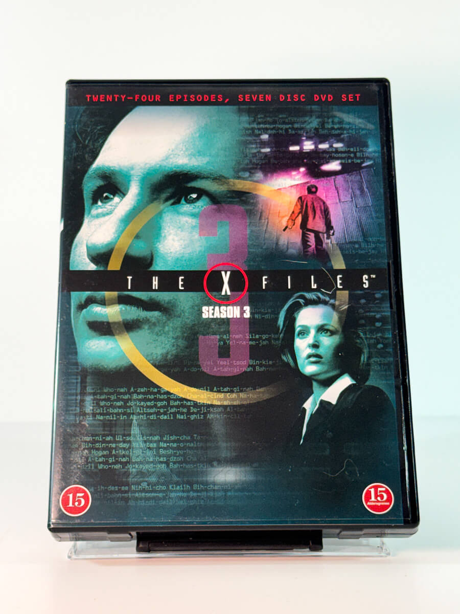 Forside av cover til The X-Files – Season 3, brukt original DVD hos Brukbar Film